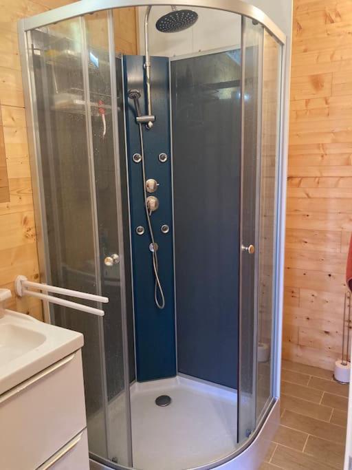 Houdarling Chalet Et Spa Hammam Jacuzzi Et Sauna Nimes Luaran gambar